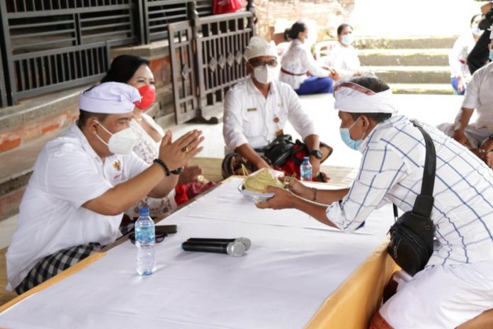 lebah1.jpg