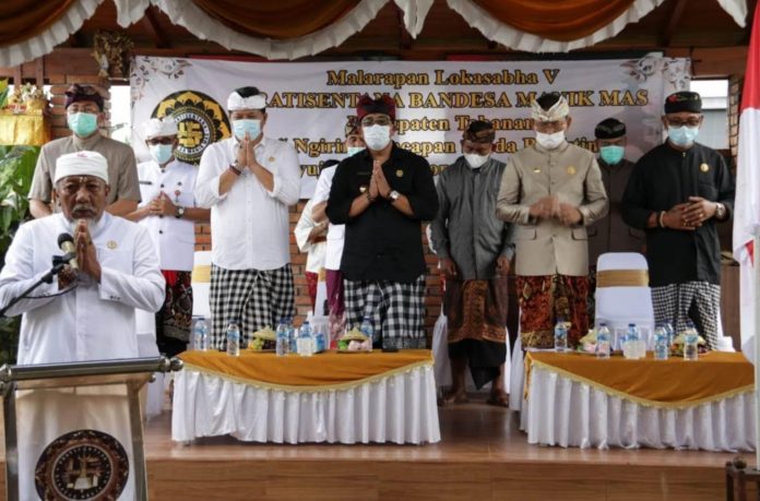 manik_mas.jpg