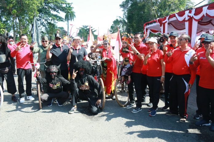 150822_Semarakkan_HUT_Kemerdekaan_RI_ke-77_di_Tabanan_2.jpg