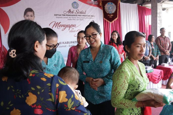 Berlanjut, Kolaborasi Ny. Rai Wahyuni Sanjaya Dengan TP PKK Provinsi Bali Dalam Misi Menyejahterakan Masyarakat Tabanan5