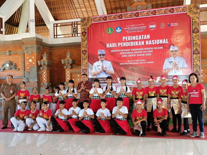 Disdik-senin