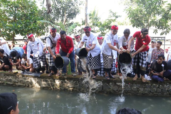 Eratkan Solidaritas, Bupati Sanjaya Buka Lomba Ceki dan Lomba Mancing di Kecamatan Kerambitan dan Kecamatan Tabanan1