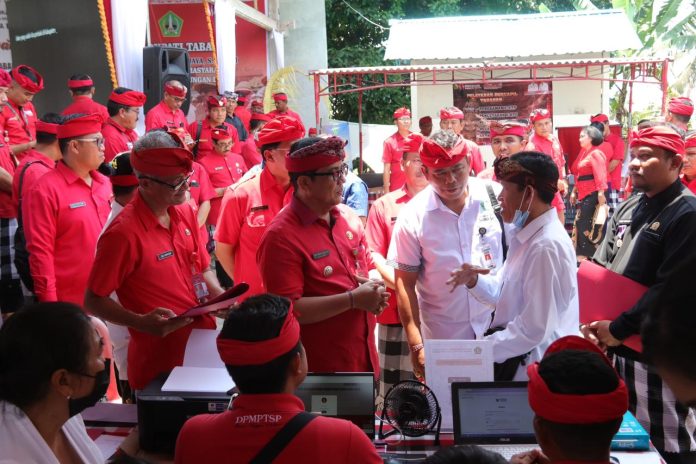 Lanjutkan Aksi Bungan Desa, Bupati Sanjaya Tawarkan Peningkatan Akses hingga Kualitas Pelayan Publik di Desa Mundeh Kangin (5)