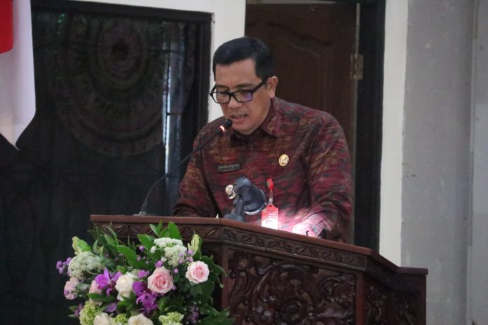 Legislatif dan Eksekutif Tabanan Sepakati Dua Ranperda Menjadi Perda n