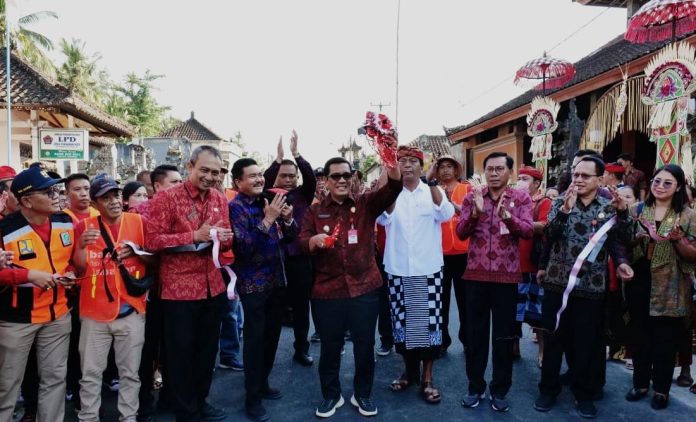Penuhi Janji, Bupati Sanjaya Telah Perbaiki 96 Persen Jalan di Tabanan (2)