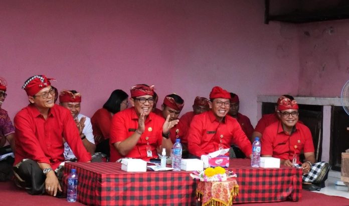 Bupati Tabanan Ngupasaksi Karya di Desa Tunjuk dan Desa Gunung Salak5