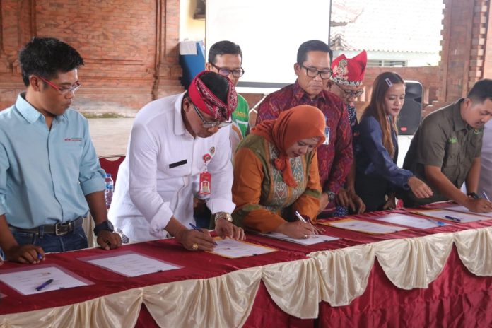 Pemkab Tabanan Tandatangani PKS dan Launching Kemitraan Closed Loop (2)