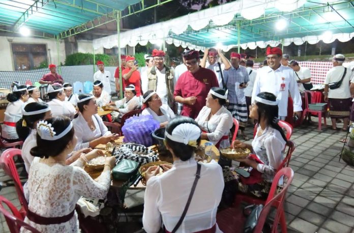 Usung Kebersamaan, Bupati Sanjaya Cek Kesiapan Karya dan Apresiasi Semangat Ngayah Pegawai2