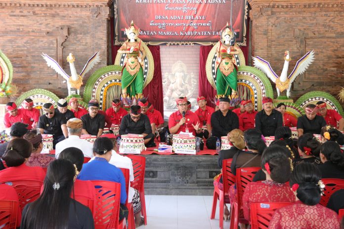 Bupati Tabanan Apresiasi Karya Pitra Yadnya dan Manusa Yadnya Gabungan 2 Desa dan 5 Banjar Desa Adat Belayu (4)