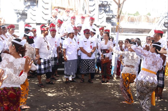 Bupati Sanjaya Ngupasaksi Ngenteg Linggih 6