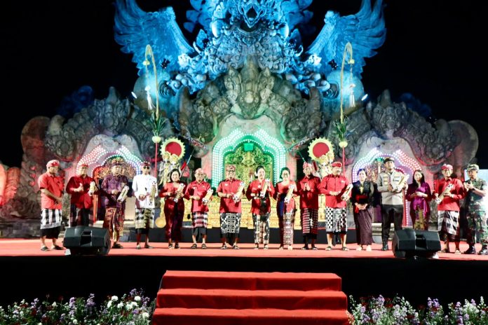 Berlangsung Meriah Pembukaan Pesta Kesenian Bali XLVI di Kabupaten Tabanan dibuka Resmi oleh Bupati Sanjaya