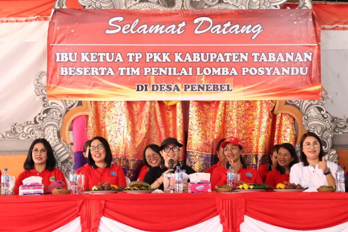 Ny. Rai Wahyuni Sanjaya Buka Lomba Posyandu Tingkat Kabupaten Tabanan di Kecamatan Penebel