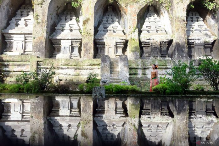 antarafoto-program-mengenali-peninggalan-kebudayaan-dan-sejarah-bali-1764120680.jpg