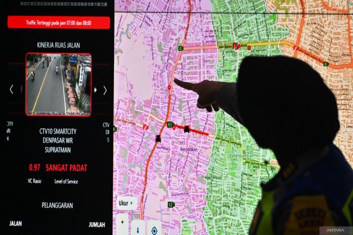 antarafoto-smart-road-safety-policing-di-bali-1766010621.jpg