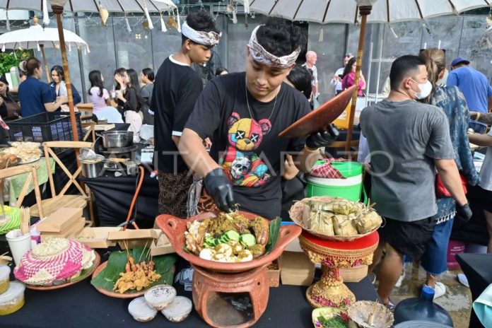 island-bazaar-di-kek-kura-kura-bali-1mq4m-dom.jpg