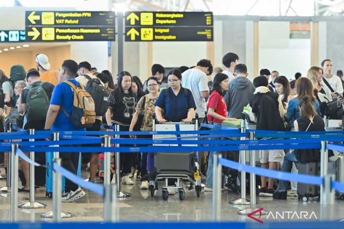 Bandara-Bali-Berhenti-Beroperasi-Sementara-Saat-Nyepi-180326-fik-1.jpg