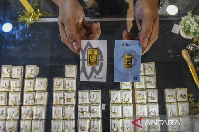 Harga-Emas-Jelang-Akhir-Tahun-30122022-gp-1.jpg