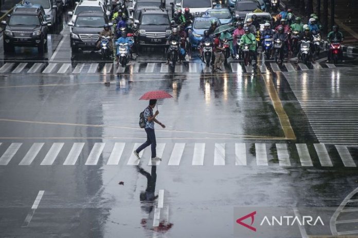 Musim-Hujan-Jakarta-091118-aaa-3.jpg