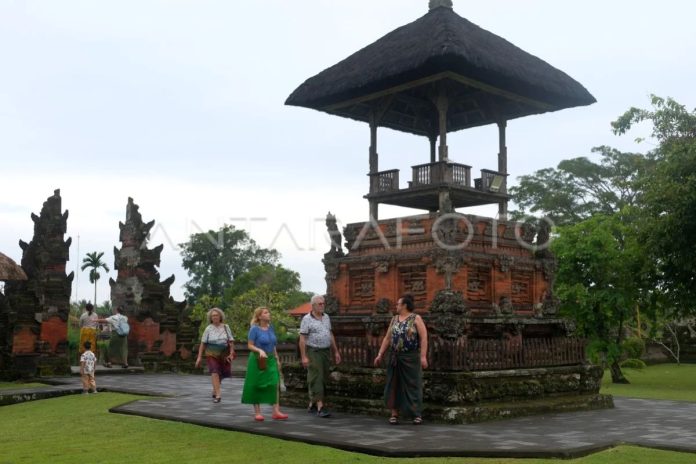 perkembangan-pariwisata-bali-pada-januari-2026-1mrme-dom.jpg