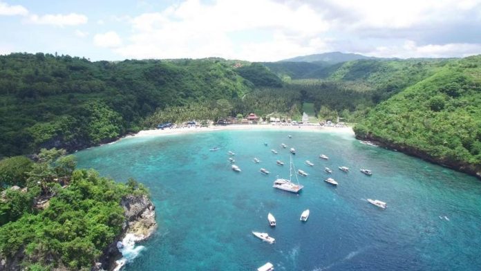 020344000_1580325335-Bali_2.jpg Perkuat Konektivitas Nusa Penida Bali, Bupati Klungkung Dorong Kemenhub Buat Pelabuhan Pesinggahan
