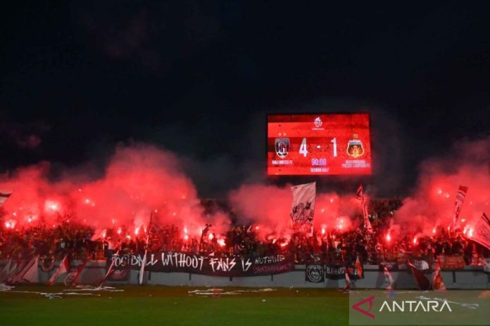 Bali-United-Kalahkan-Bhayangkara-170526-fik-10.jpg