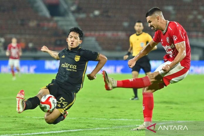 Bali-United-Lawan-Borneo-110526-fik-1.jpg