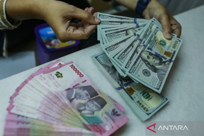 Nilai-tukar-rupiah-melemah-050526-Ada-3.jpg