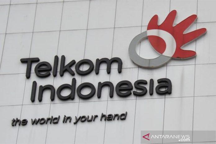 20161222telkom-logo-001Baru1_1.jpg