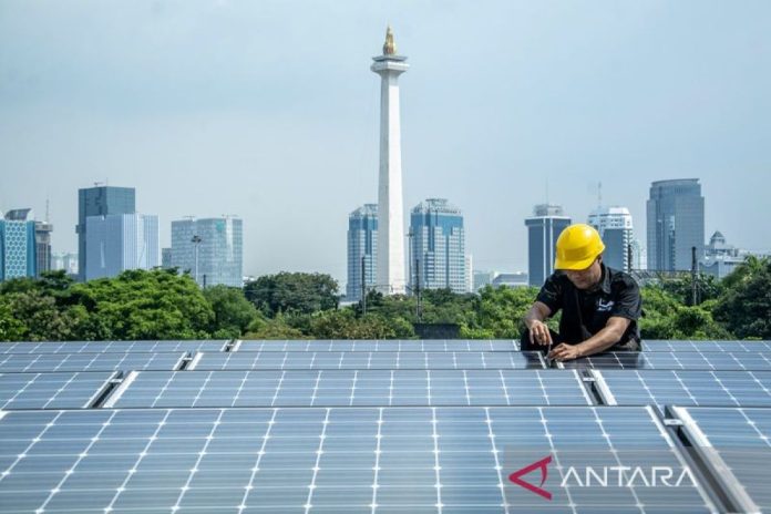 PLTS-100-gigawatt-sebagai-ketahanan-energi-nasional-060526-ANO-1.jpg