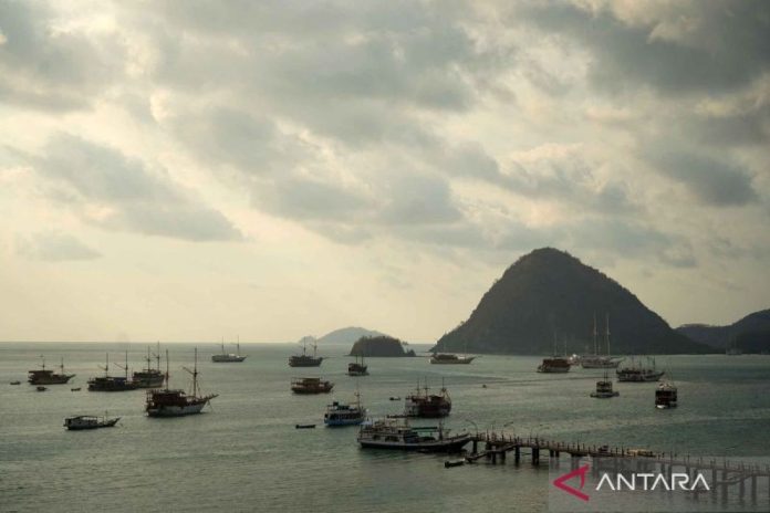 Penguatan-Sistem-Kesiapsiagaan-Destinasi-Wisata-Pascagempa-290826-hnd-1.jpg