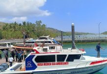 Ambulans laut percepat layanan kesehatan warga dan wisatawan di Nusa Penida-Lembongan