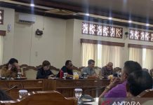 Disnaker Bali kaji formula pengupahan agar UMP dekati kebutuhan hidup layak