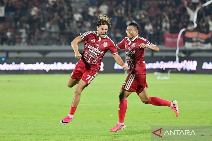 bali-united-kalahkan-isenmulang-kalteng-fc-120926-nhw-9.jpg