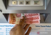 Rupiah melemah dipengaruhi eskalasi konflik antara Iran dengan AS
