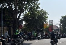 Gubernur Koster minta warga Bali tetap tenang karena stok BBM segera normal