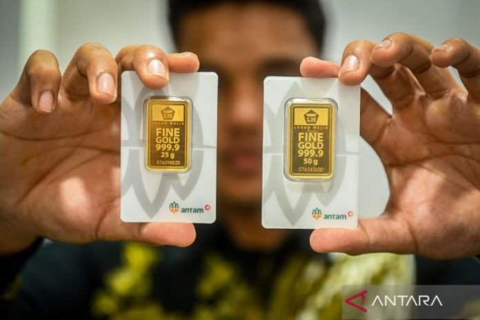 harga-emas-antam-turun-2829991.jpg